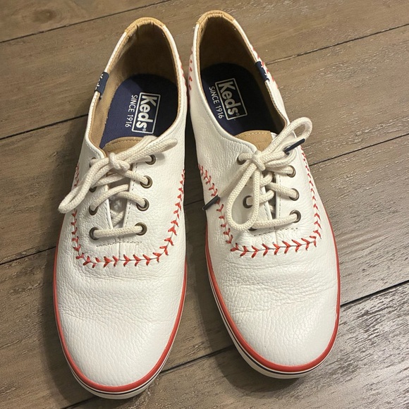 Keds Champion Pennant Leather Lace Up Sneakers Tennis Shoes 8 Like New - Picture 2 of 13